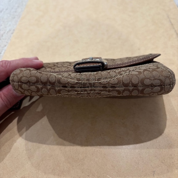 Coach Y2K Signature Canvas Soho Wristlet - Picture 7 of 8